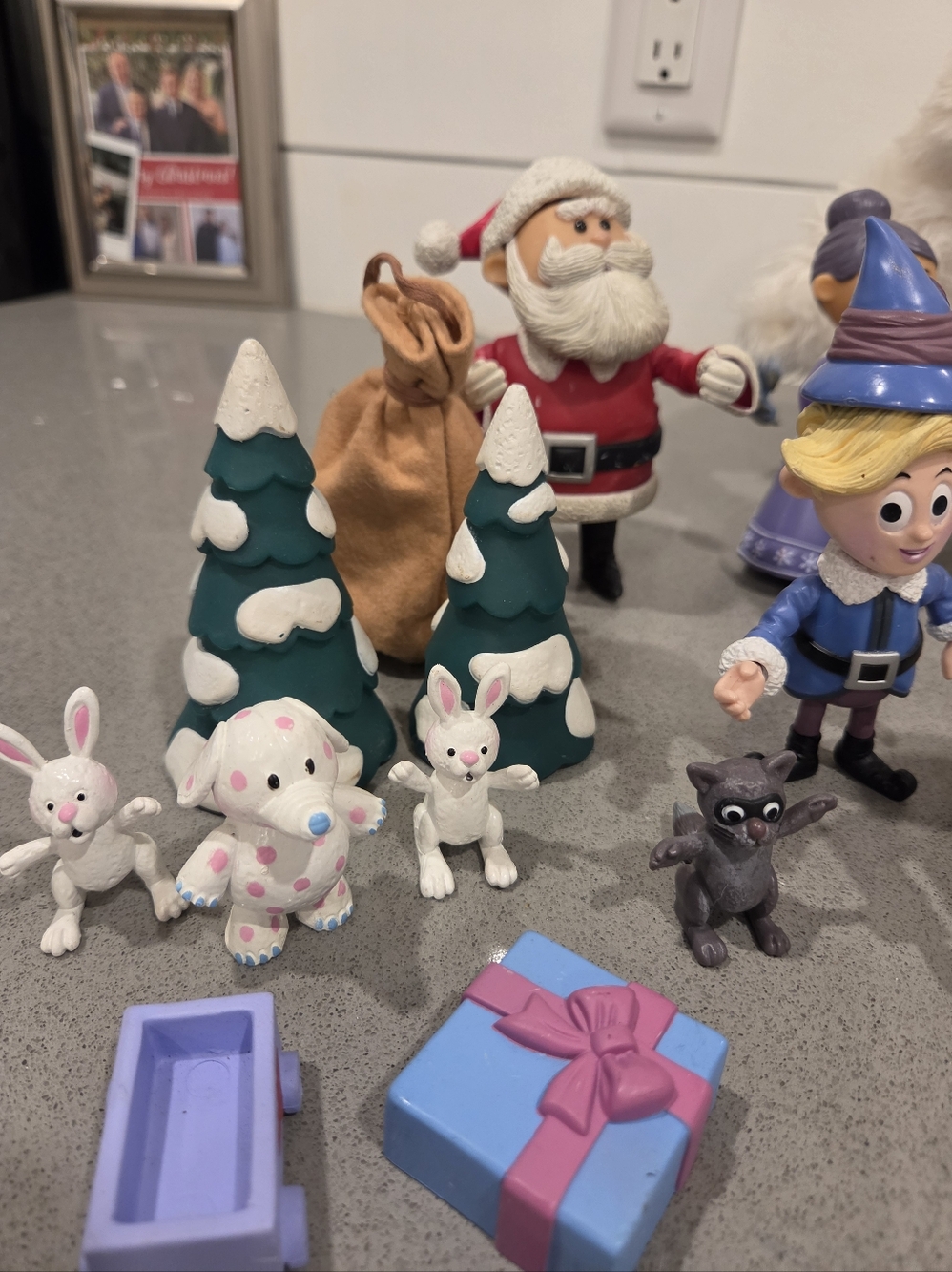 Rudolph & Friends Holiday Figure Set - Multicolor - Picture 2 of 5